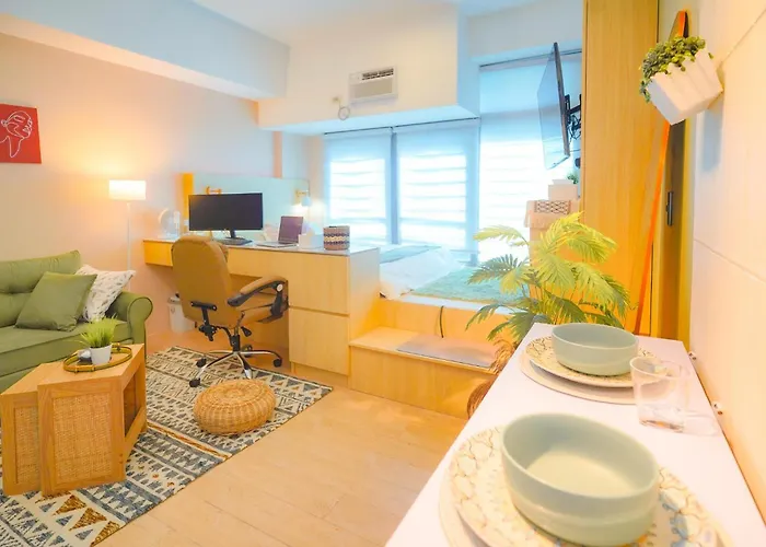 400mpbs, Free Pool Access! Eastwood Legrand 3 - Mowai Apartment Manila