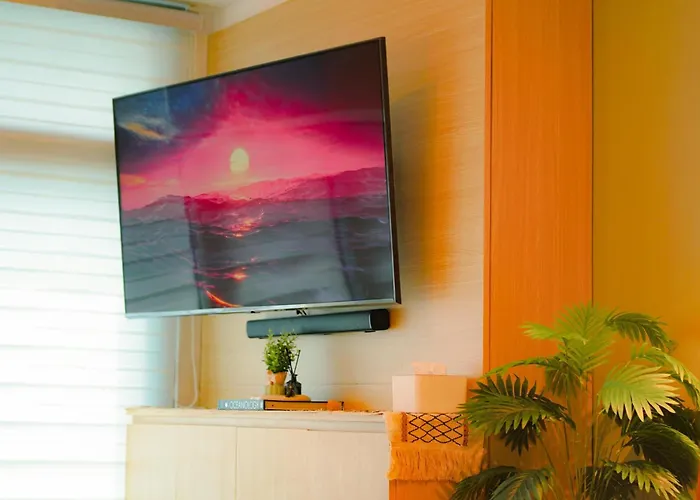 400mpbs, Free Pool Access! Eastwood Legrand 3 - Mowai Apartment Manila