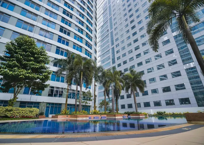 400mpbs, Free Pool Access! Eastwood Legrand 3 - Mowai Manila