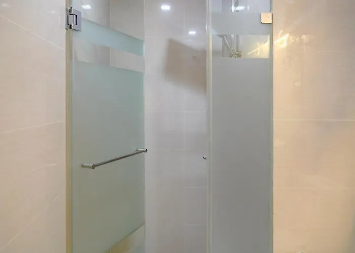 400mpbs, Free Pool Access! Eastwood Legrand 3 - Mowai * Manila